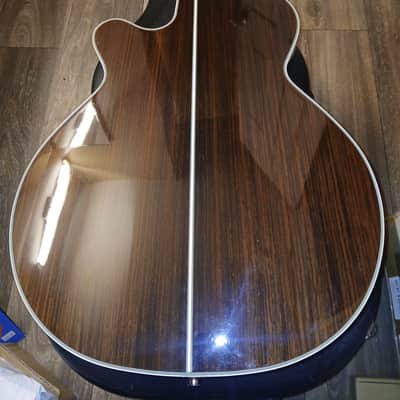 Takamine Limited Edition Dolphins 2001- Natural image 3