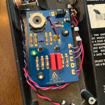 V845 Wah chassis w/Area 51 drop-in kit image 4