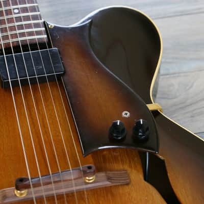 Vintage! 1986 Heritage Eagle Archtop Jazzbox Sunburst + Hard-Case image 7