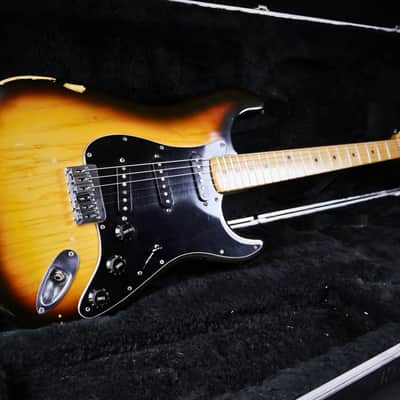 Fender Stratocaster Hardtail with Maple Fretboard 1978 - 1981 - Sunburst image 4