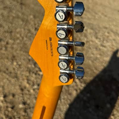 Fender American Deluxe Stratocaster 2006 image 4
