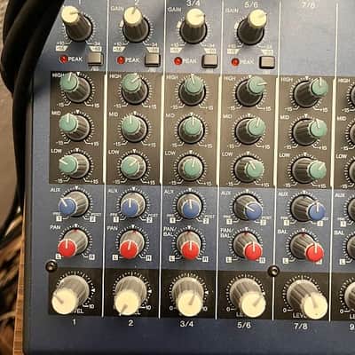 Yamaha MG 10/2 Analog Mixing Desk Mixer 10 Channel image 4