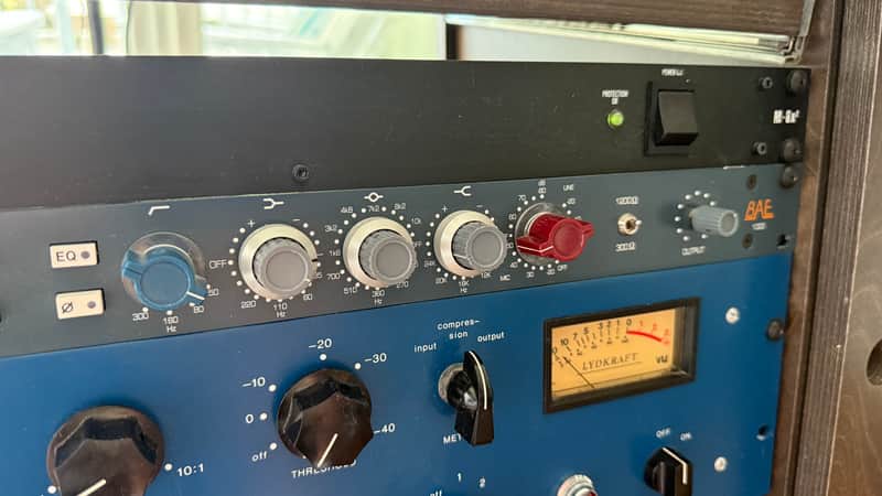 BAE 1023 with PSU 2010s - Blue image 1