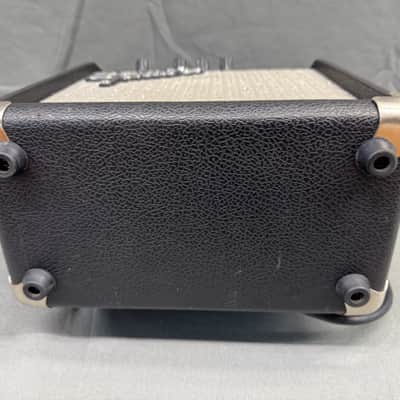 Vintage Fender Frontman 10G 10-Watt 1x6" Guitar Practice Amp 2007 - Present - Black image 9