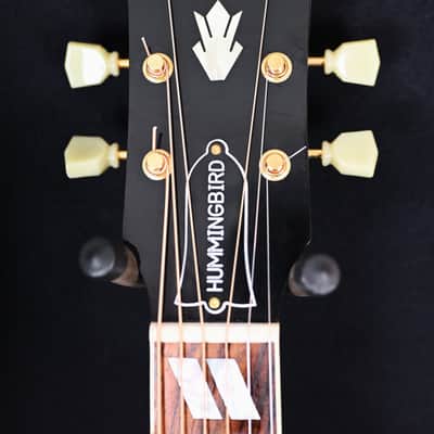 Gibson Custom Shop Historic 1960 Hummingbird with Fixed Bridge from 2021 in Heritage Cherry Sunburst with original case image 9