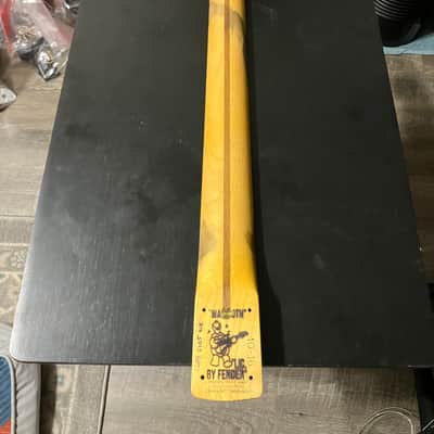 Warmoth Stratocaster replacement neck - Nitrocellulose Lacquer Relic Finish image 4