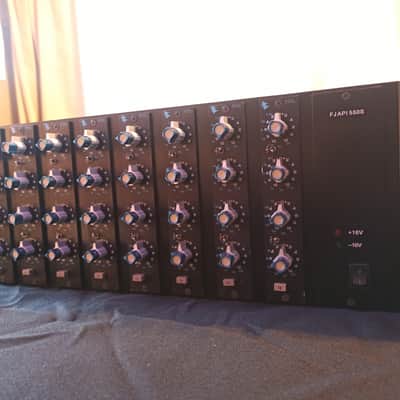 API 550 (Rack with 8 units) image 3
