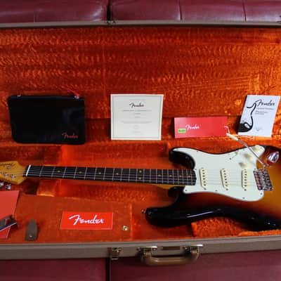Fender 1961 Vintage Reissue VRII Stratocaster 2023 - 3 Tone Sunburst MINT image 2