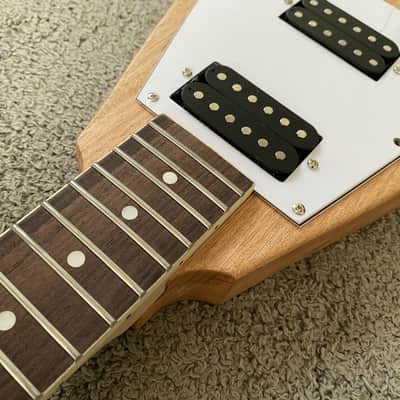 Flying V DIY Electric Guitar Kit, Okoume Body, Maple Neck, Rosewood Fingerboard image 4