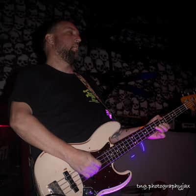 Fender Flea Artist Series Road Worn Signature Jazz Bass 2016 - Present - Shell Pink image 3