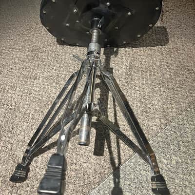Pearl Saddle Drum Throne image 2