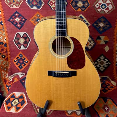 1993 Martin J-65 image 2