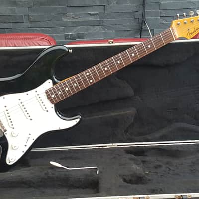 Fender Stratocaster JV ST-115-62 Highest end model Japan 1983 black image 2