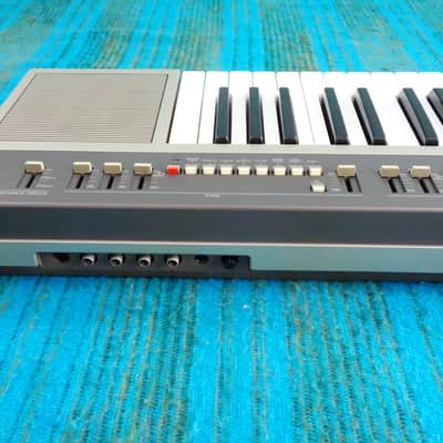 Yamaha PS-55 PortaSound Synthesizer - w/ Original Case, Adapter - K042 image 13