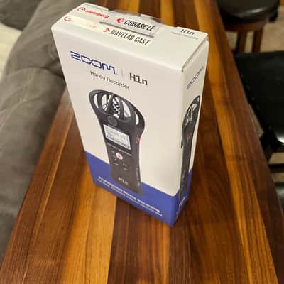 Zoom H1n Handy Recorder + accessories image 13