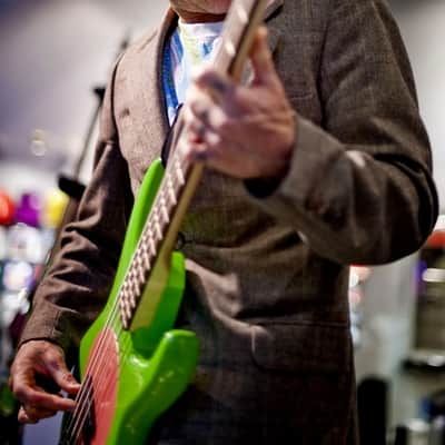 Flea Bass / Model 32 Flea Bass / Model 32 Punk Green with Original