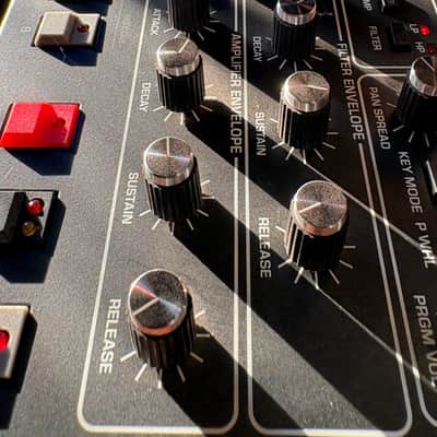 Sequential Prophet-6 Desktop 6-Voice Polyphonic Synthesizer 2018 - 2020 - Black with Wood Sides image 2