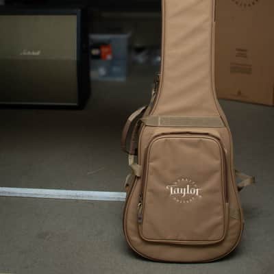 Taylor 214ce Grand Auditorium Spruce/Walnut Acoustic Electric Guitar - B-Stock - 2206065233 image 8