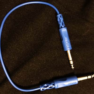 Hosa CSS-830 1/4" TRS to 1/4" TRS Cable - 1 Foot - for Expression Pedals, Double Switches, Stereo Applications, etc.