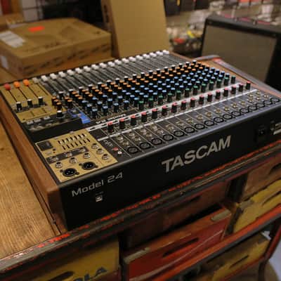 TASCAM Model 24 Multitrack Recorder / Mixer / USB Interface 2018 - Present - Black with Wood Cheeks image 4