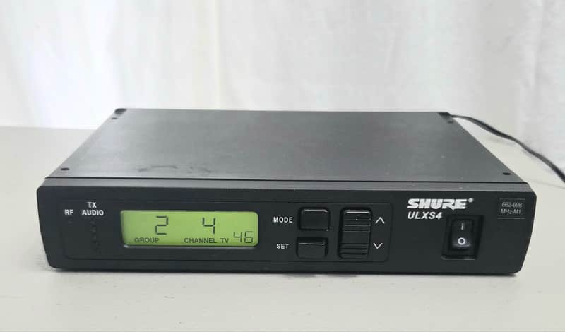 Shure ULXS4 ULX 4 series Wireless receiver - M1 - (has issue, see ad...) - MAKE OFFER!! image 1