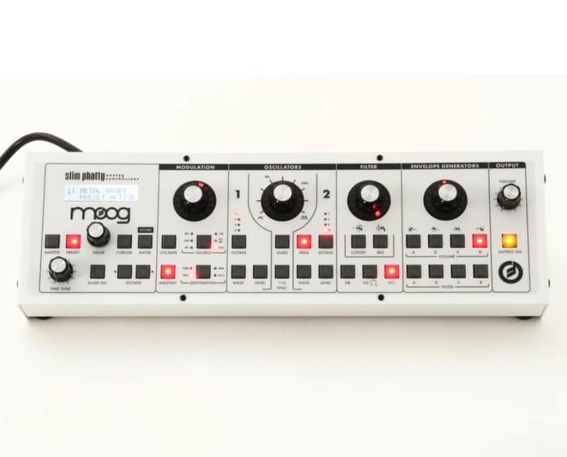 Moog Slim Phatty 2010s - White image 1