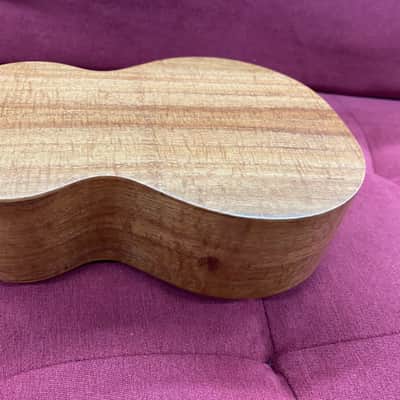 Kamaka HF-1 Soprano Ukulele with Full Ebony Package, MOP inlay, Koa Medium Curl Upgrade w/ Case image 10