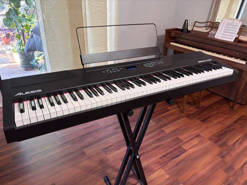 Alesis Recital Pro 88-Key Hammer Action Digital Piano 2010s - Black image 1