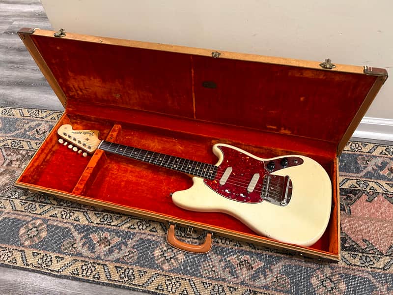 Fender Vintage Mustang