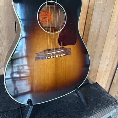 Gibson Custom Shop Historic 1942 Banner LG-2 2020 - Present - Vintage Sunburst image 2