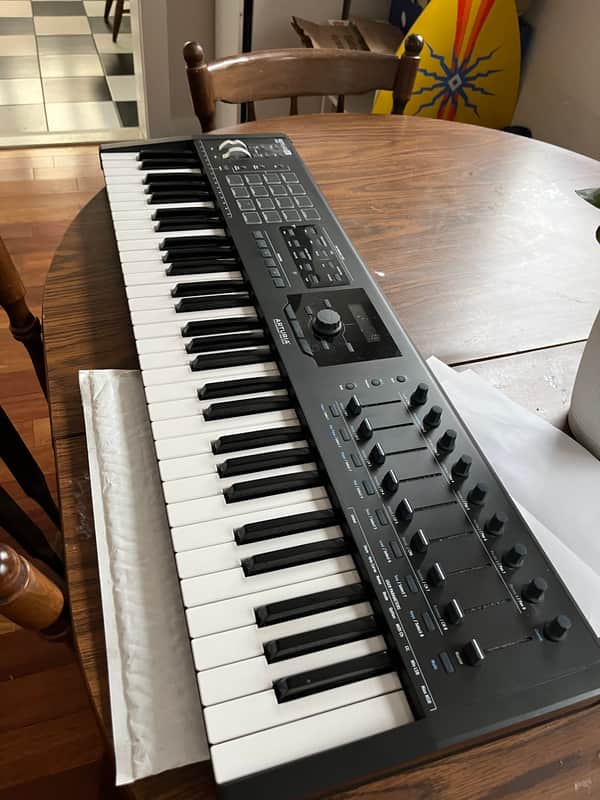 Arturia KeyLab 61 MkII MIDI Controller | Reverb