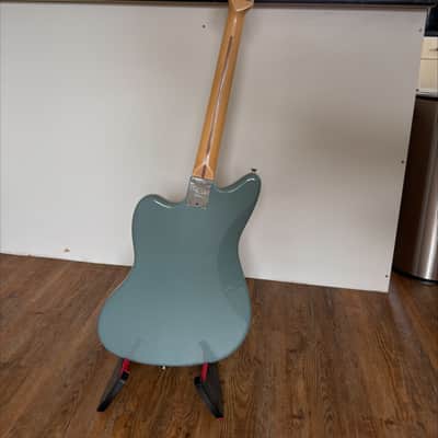 Fender American Professional Jazzmaster with Maple Fretboard 2017 - 2019 - Sonic Grey image 2