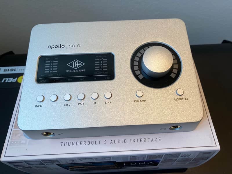 Universal Audio Apollo Solo Thunderbolt 3 Audio Interface - Original Packaging, Cable + Cover image 1