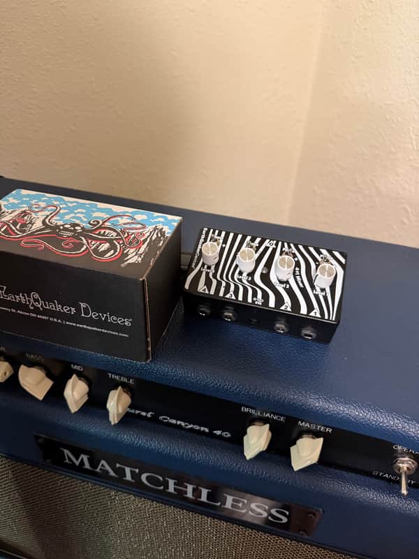 EarthQuaker Devices Four to One Mixer