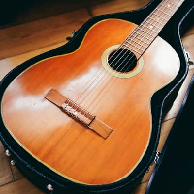 c.1960 Yamaha Dynamic Guitar No.2 – Hand Crafted in Japan | All Solid | Very Rare | Hard Case | Vintage Nitro CheckingYamaha image 3