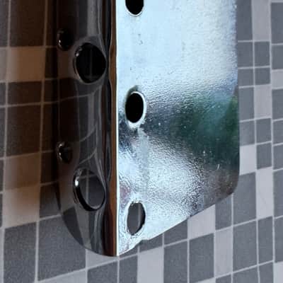 Fender Precision bass bridge plate 1970 - Chrome image 3