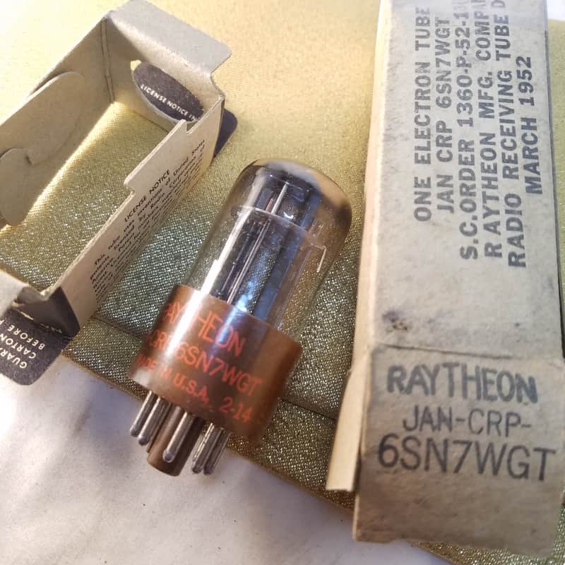 Raytheon Matched Pair (2) JAN-JRP-6SN7WGT tNOS AT1000 TESTED Vacuum Tubes military brown base dual triode 1956-1959 image 1