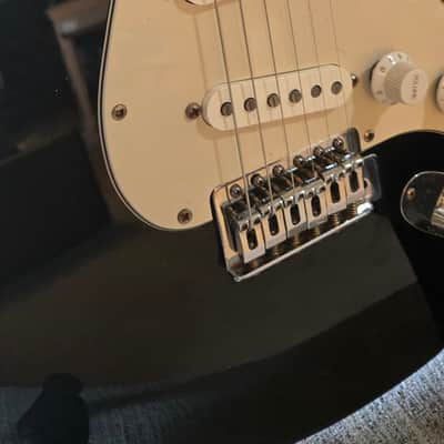 Rare 1990 US Fender Squire Stratocaster N9 Series and Custom Shop Hardcase- Read image 6