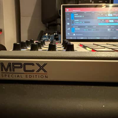 Akai MPC X Special Edition Standalone Sampler / Sequencer 2023 - Present - Grey Bild 4