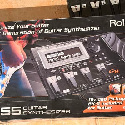 Roland GR-55 Guitar Synthesizer + 13-Pin Cable image 2