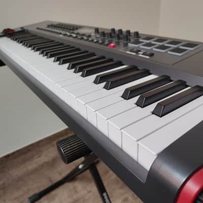 Novation Impulse 49 MIDI Controller mid 2010-2020 - Plastic image 6