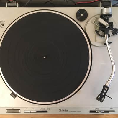 Vintage Technics SL-D202 Turntable - Works image 6