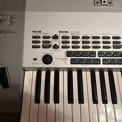 Yamaha 9000 Pro Keyboard Workstation image 3