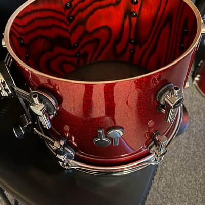 Sonor SQ2 Medium Maple 3 pc 2020+ - Red Sparkle Lacquer, Fiery Red Interior image 3