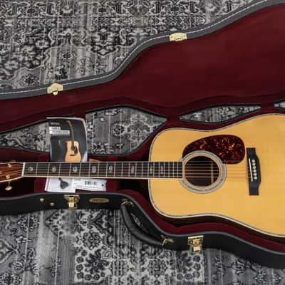 Martin D-41 image 13