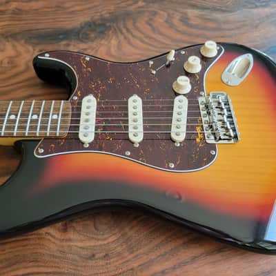 Squier Classic Vibe Stratocaster '60s 3-Color Sunburst image 5