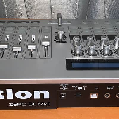 Novation REMOTE Zero SL MK2 MIDI / DAW Controller / Programmer image 5