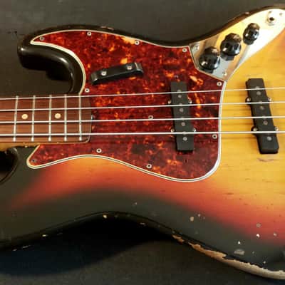 Fender Jazz Bass – 1964 – All Original (Except Nut) – Excellent Condition – Pre-CBS Vintage – With Case image 3
