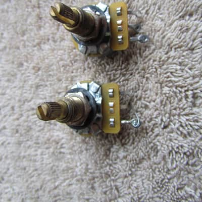 Non Gibson Long Shaft Potentiometers For Les Paul Set Of 2 Long Shaft Potentiometers image 2