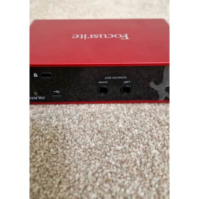 Focusrite Scarlett Solo - Audio Interface - Red - Excellent image 9